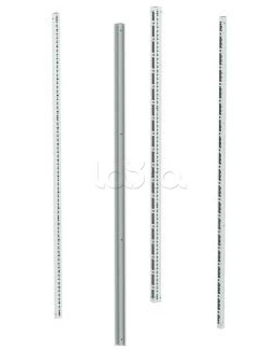 Стойки вертикальные 1600 мм, без доп. креплений (4 шт/уп) DKC R5KMN16 в Кемерово Аксессуары для стоек и шкафов Pintop.ru