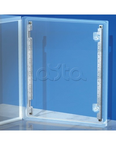 Рейки дверные, вертикальные, для шкафов CE В=600мм, 1 упаковка - 2шт. DKC R5S60 в Кемерово Аксессуары для лотков Pintop.ru