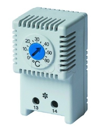 Термостат, NO контакт, диапазон температур: 0-60 °C DKC R5THV2 в Кемерово Аксессуары для стоек и шкафов Pintop.ru