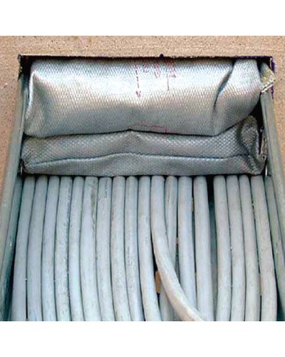 Подушка огнестойкая 120х100х25 DKC DB1801 в Кемерово Аксессуары для огнетушителей Pintop.ru