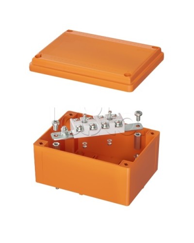 Коробка пластиковая FS с гладкими стенками и клеммниками IP56,150х110х70мм DKC (FSK20410) в Кемерово Распределительные коробки Pintop.ru