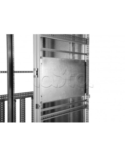 Панель монтажная секционная 900х300 для шкафов EMS Elbox EMS-SMP-900.300 в Кемерово Аксессуары для стоек и шкафов Pintop.ru