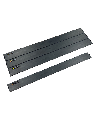 19 пластиковая фальш-панель 4U, разделяемая, быстросъемная, черная LANMASTER LAN-CB-FPP-4U в Кемерово Аксессуары для стоек и шкафов Pintop.ru