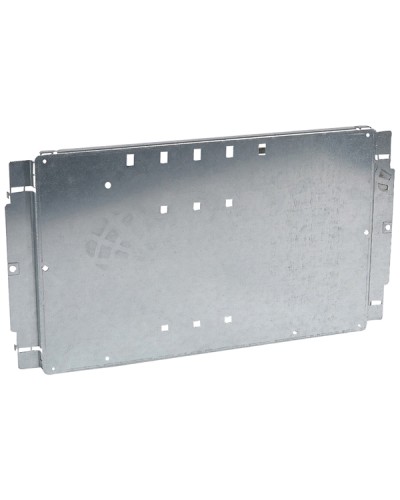 Пластина Legrand 020207 в Кемерово Щиты электрические Pintop.ru