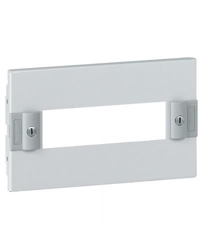 Панель лицевая Legrand 020307 в Кемерово Аксессуары для стоек и шкафов Pintop.ru