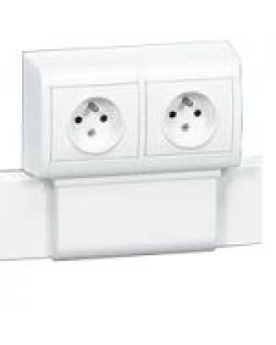 Рамка Mosaic Legrand 031621 в Кемерово Аксессуары для кабель-канала Pintop.ru