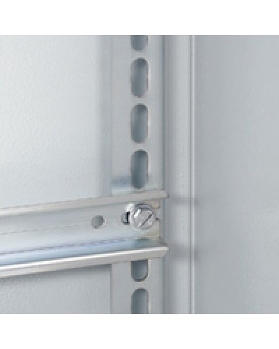 Стойки профил. 400 Legrand 036151 в Кемерово Аксессуары для стоек и шкафов Pintop.ru