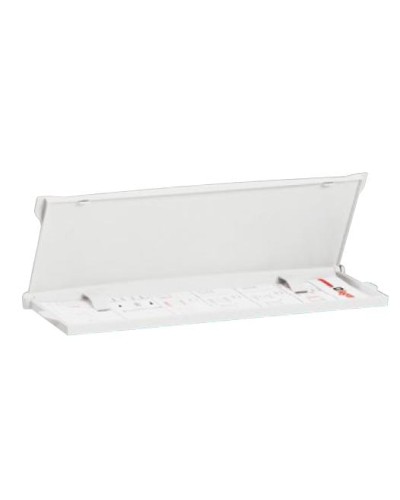 Карман для схем закрытый Legrand 036582 в Кемерово Полки для шкафов и стоек Pintop.ru