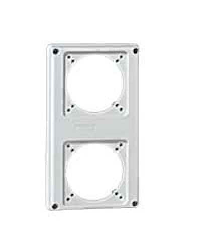 Панель лицевая Legrand 057713 в Кемерово Аксессуары для кабель-канала Pintop.ru