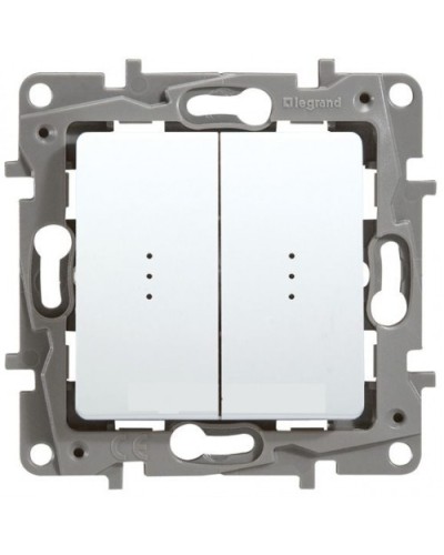 Переключатель двухклавишный с подсветкой Etika Plus 10 AX 250 В белый Legrand 672216 в Кемерово Аксессуары для кабель-канала Pintop.ru