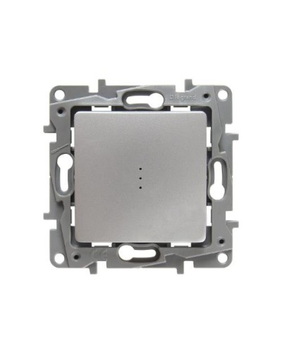 Переключатель с подсветкой Etika Plus 10 AX 250 В алюминий Legrand 672415 в Кемерово Аксессуары для кабель-канала Pintop.ru
