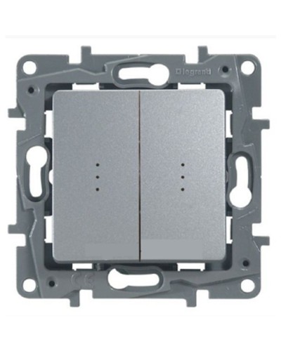 Переключатель двухклавишный с подсветкой Etika Plus 10 AX 250 В алюминий Legrand 672416 в Кемерово Аксессуары для кабель-канала Pintop.ru