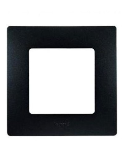 Рамка Legrand 672581 в Кемерово Аксессуары для кабель-канала Pintop.ru